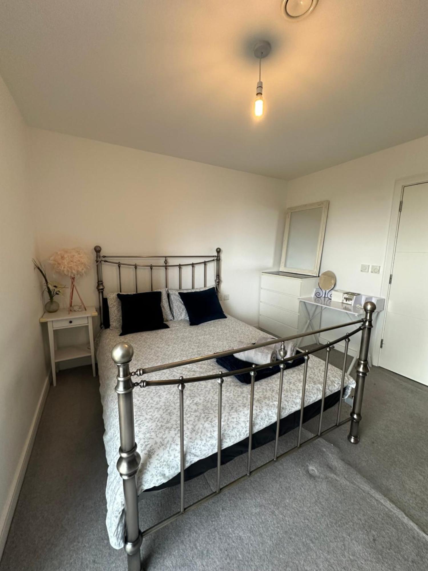 Luxury 3 Bedroom Flat In Stratford, London Exteriör bild