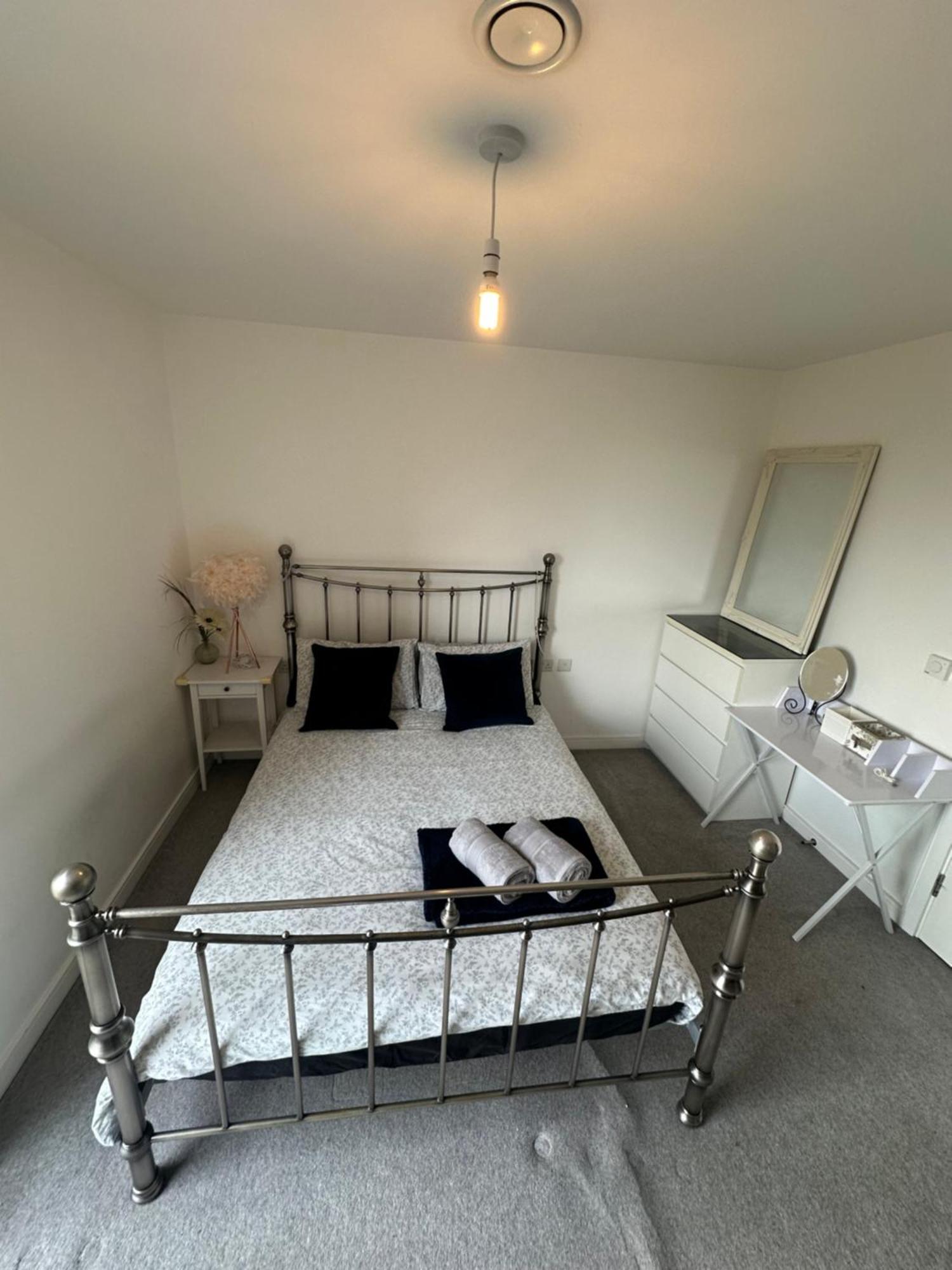 Luxury 3 Bedroom Flat In Stratford, London Exteriör bild