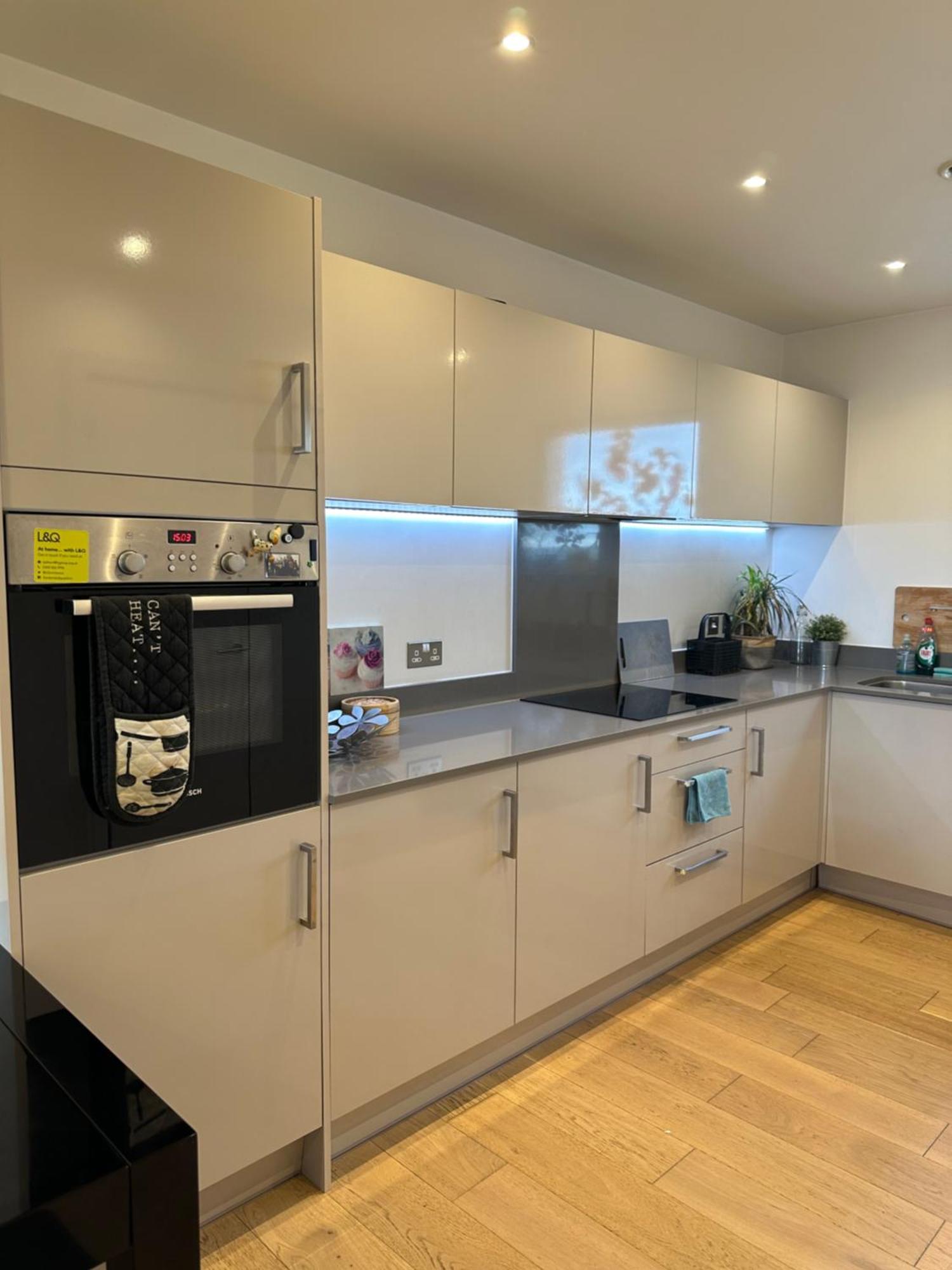 Luxury 3 Bedroom Flat In Stratford, London Exteriör bild