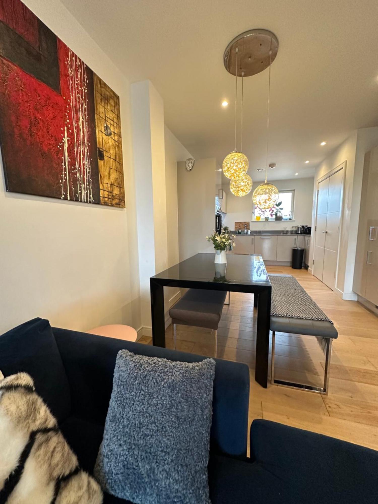 Luxury 3 Bedroom Flat In Stratford, London Exteriör bild