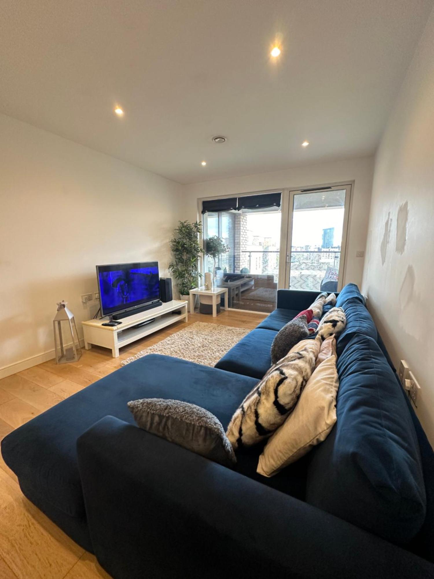 Luxury 3 Bedroom Flat In Stratford, London Exteriör bild