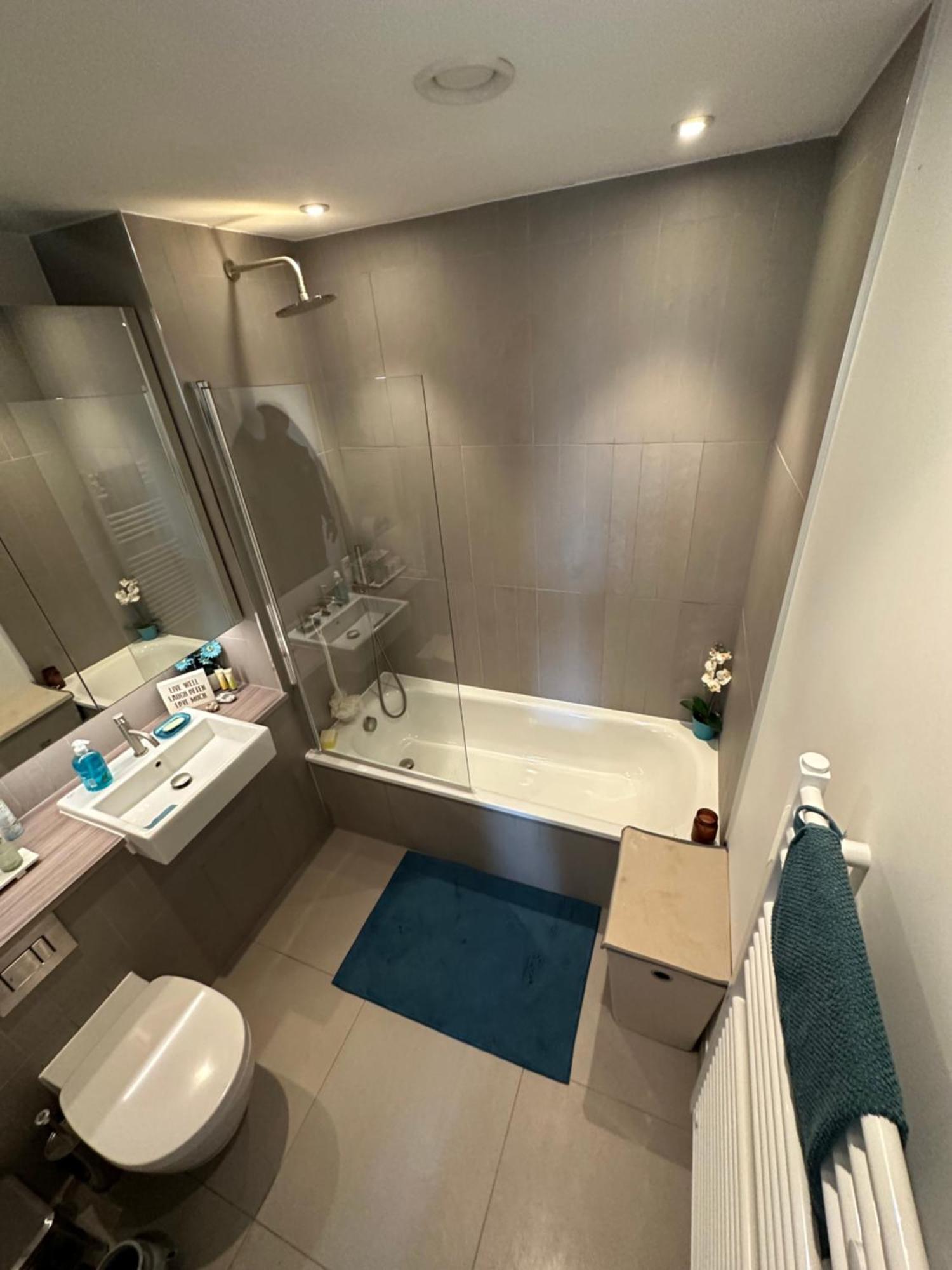 Luxury 3 Bedroom Flat In Stratford, London Exteriör bild